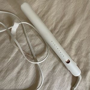 T3 hair straightener